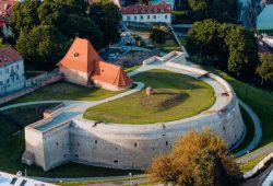 Vilniaus gynybinės sienos Bastėja